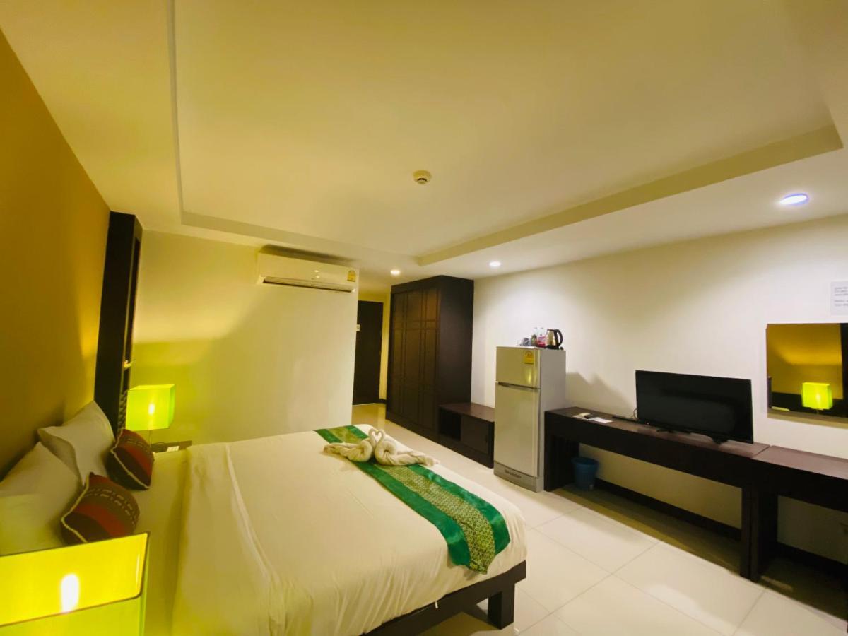 Tycoon Suite By Goad Avadhess Hospitality 1Km Walking Street Pattaya Beach Ngoại thất bức ảnh