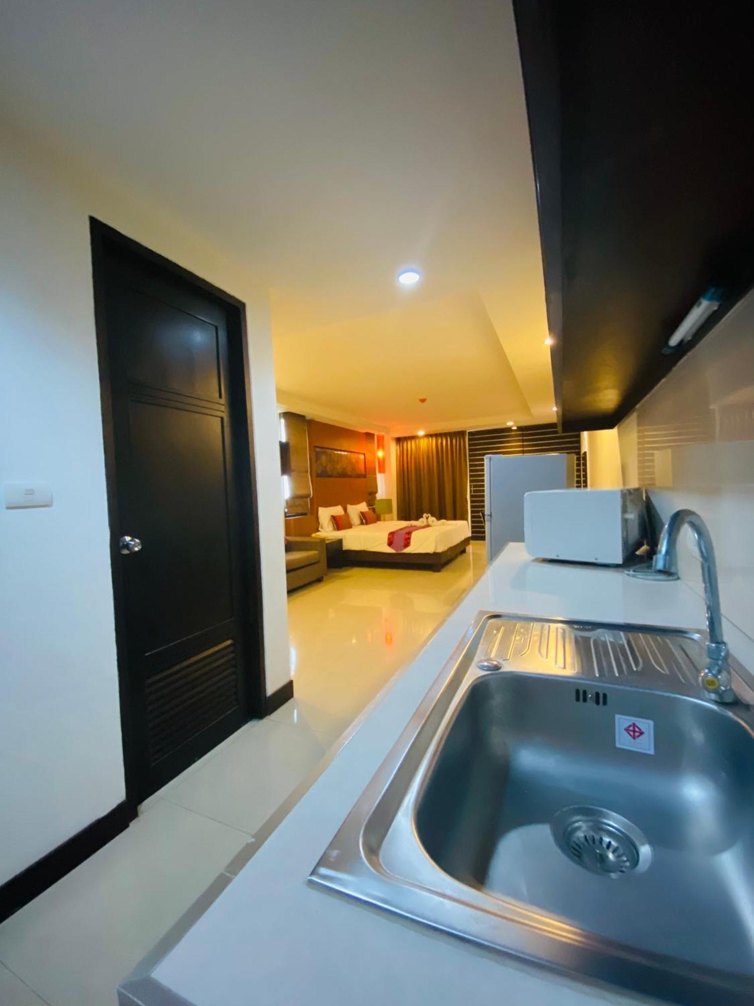 Tycoon Suite By Goad Avadhess Hospitality 1Km Walking Street Pattaya Beach Ngoại thất bức ảnh