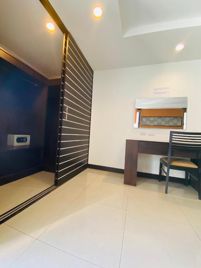 Tycoon Suite By Goad Avadhess Hospitality 1Km Walking Street Pattaya Beach Ngoại thất bức ảnh