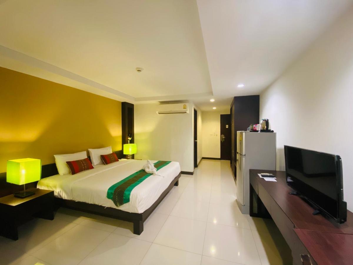 Tycoon Suite By Goad Avadhess Hospitality 1Km Walking Street Pattaya Beach Ngoại thất bức ảnh