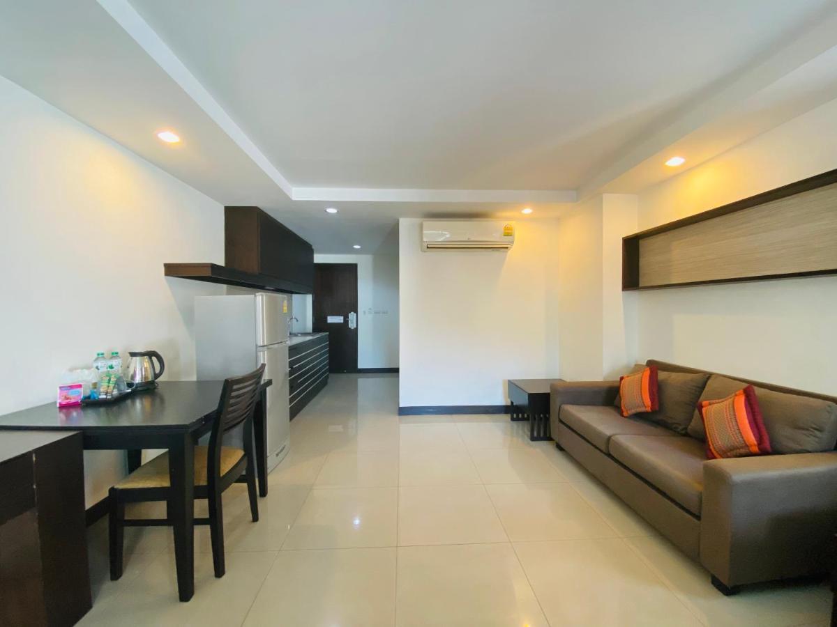 Tycoon Suite By Goad Avadhess Hospitality 1Km Walking Street Pattaya Beach Ngoại thất bức ảnh